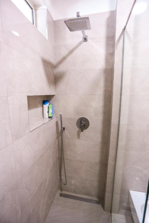 Tirana Views Apartment - Comfy & Spacious Екстер'єр фото
