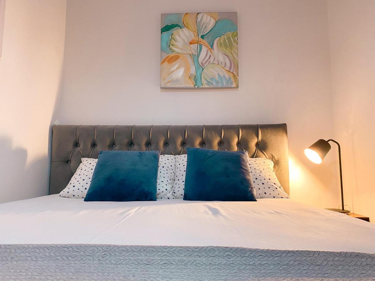 Tirana Views Apartment - Comfy & Spacious Екстер'єр фото